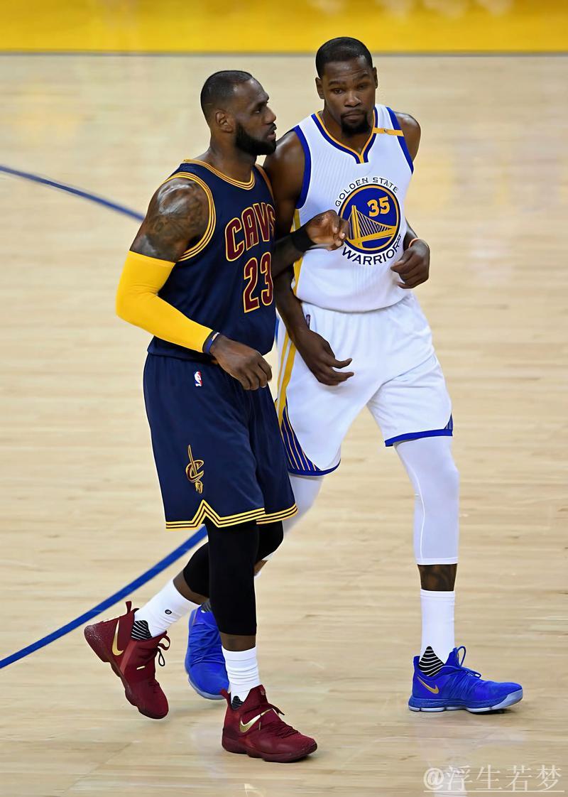 詹姆斯精彩任意球领衔本周最佳十球