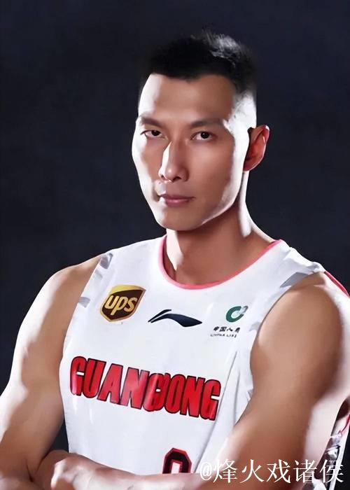 易建联的沉默耐人寻味 还能微微一笑反转吗 易建联的沉默耐人寻味 还能微微一笑反转吗